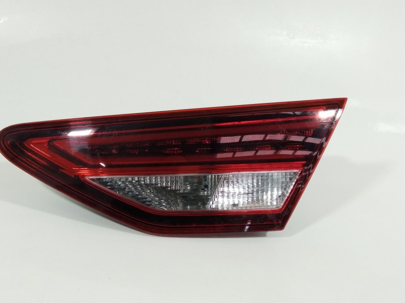 Recambio de piloto trasero derecho en porton para seat leon (5f1) fr referencia OEM IAM 5F0945308D  