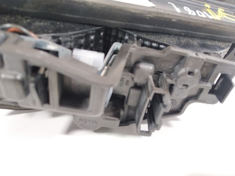 Recambio de piloto trasero derecho en porton para seat leon (5f1) fr referencia OEM IAM 5F0945308D  