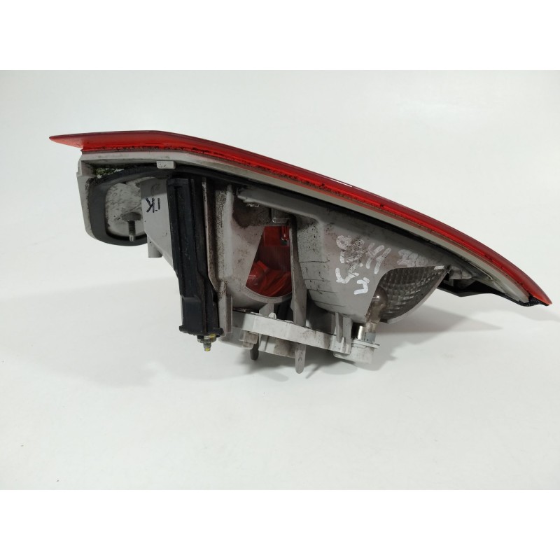 Recambio de piloto trasero izquierdo en porton para ford mondeo ber. (ca2) ghia referencia OEM IAM 7S7113A603  