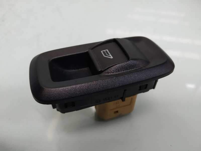 MANDO ELEVALUNAS DELANTERO DERECHO 8A6T14529AB 