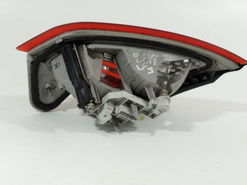 Recambio de piloto trasero izquierdo en porton para ford mondeo ber. (ca2) ghia referencia OEM IAM 7S7113A603  