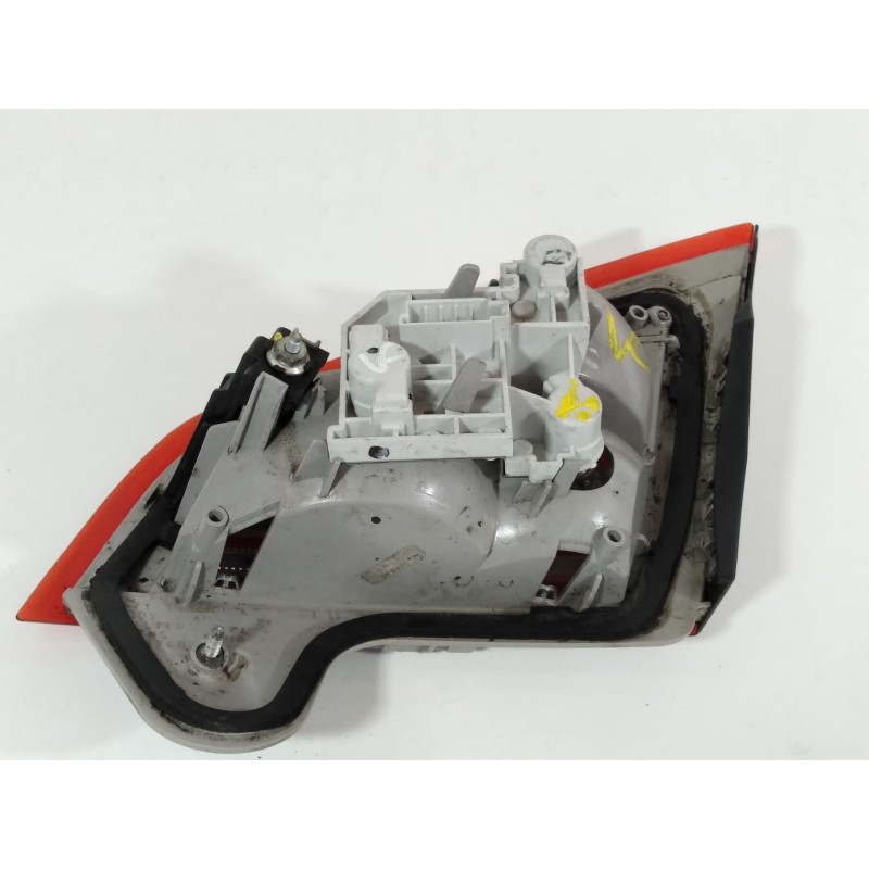 Recambio de piloto trasero izquierdo en porton para ford mondeo ber. (ca2) ghia referencia OEM IAM 7S7113A603  