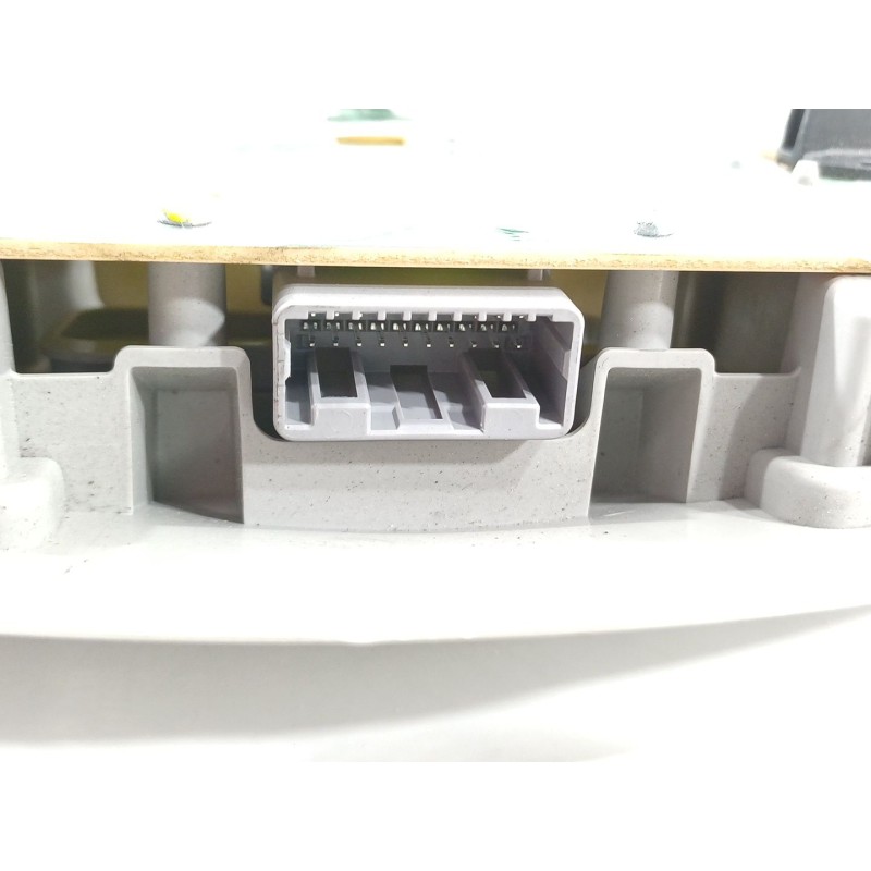 Recambio de luz interior para toyota prius plus van (_w4_) 1.8 hybrid (zvw40) referencia OEM IAM 8108052050  