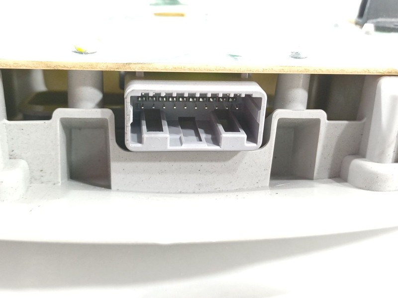 Recambio de luz interior para toyota prius plus van (_w4_) 1.8 hybrid (zvw40) referencia OEM IAM 8108052050  