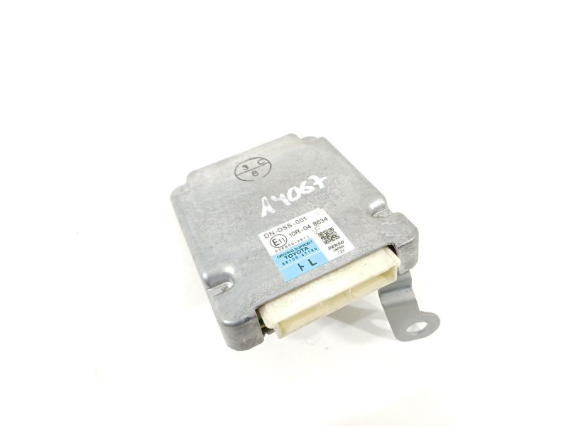 Recambio de modulo electronico para toyota prius plus van (_w4_) 1.8 hybrid (zvw40) referencia OEM IAM 8815047180  