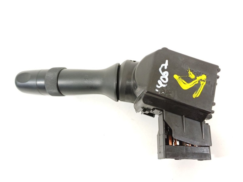 Recambio de mando limpia para toyota prius plus van (_w4_) 1.8 hybrid (zvw40) referencia OEM IAM 8465252290  52290