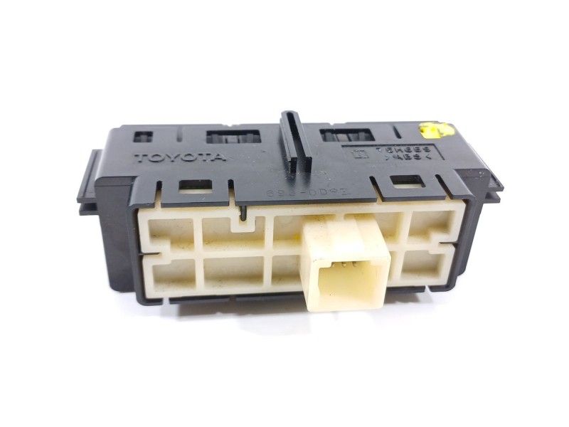 Recambio de interruptor para toyota prius plus van (_w4_) 1.8 hybrid (zvw40) referencia OEM IAM 8401047460  6930D93