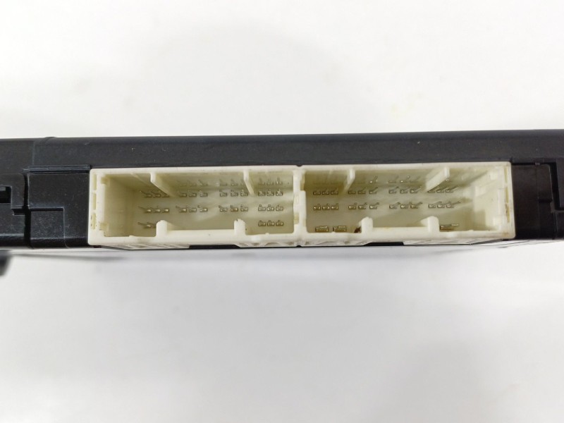 Recambio de modulo electronico para toyota c-hr (_x1_) 1.8 hybrid (zyx10_, zyx11_) referencia OEM IAM 89221F4020  