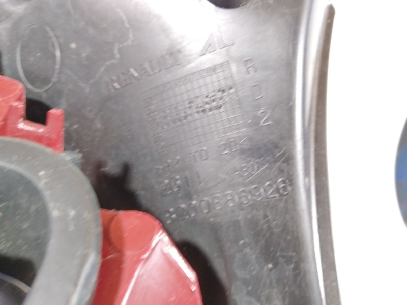 Recambio de piloto trasero derecho para renault clio iii exception referencia OEM IAM 8200886946  