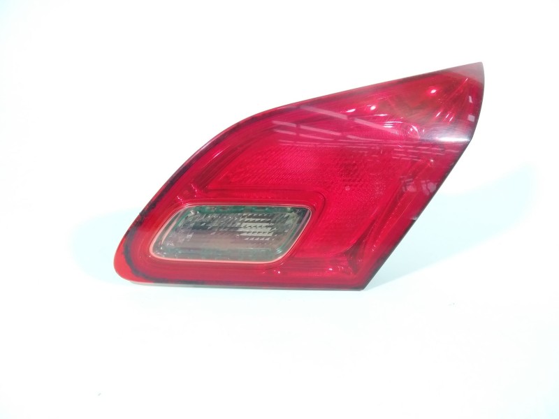 Recambio de piloto trasero derecho en porton para opel astra j lim. enjoy referencia OEM IAM 13306456  