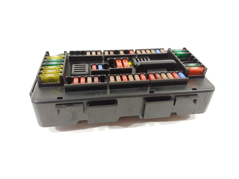 Recambio de caja reles / fusibles para bmw 1 (f21) 116 i referencia OEM IAM 6114922487904  