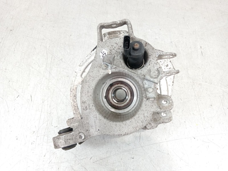 Recambio de mangueta trasera derecha para porsche panamera diesel referencia OEM IAM 970331612  