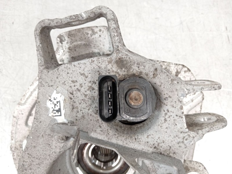 Recambio de mangueta trasera derecha para porsche panamera diesel referencia OEM IAM 970331612  