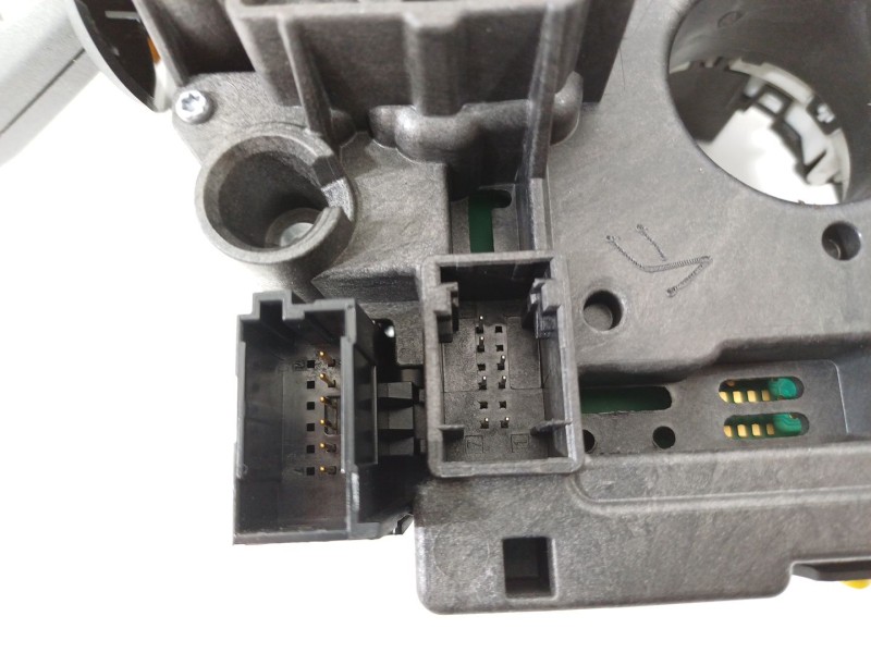 Recambio de mando intermitentes para bmw 1 (f21) 116 i referencia OEM IAM 9253754  