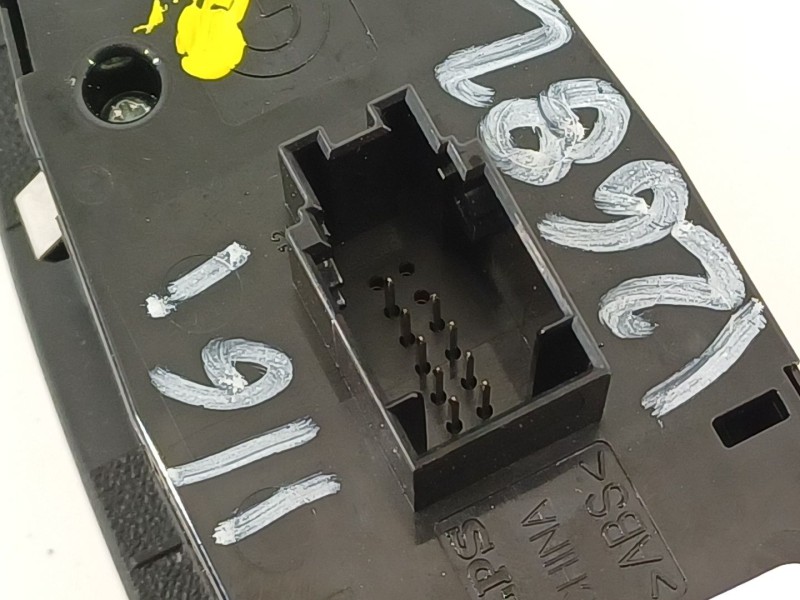 Recambio de mando elevalunas delantero izquierdo para bmw 1 (f21) 116 i referencia OEM IAM 9226264  61319226264