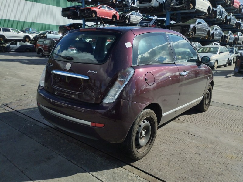 lancia ypsilon (843_) del año 2006 lancia ypsilon (843_) del año 2006