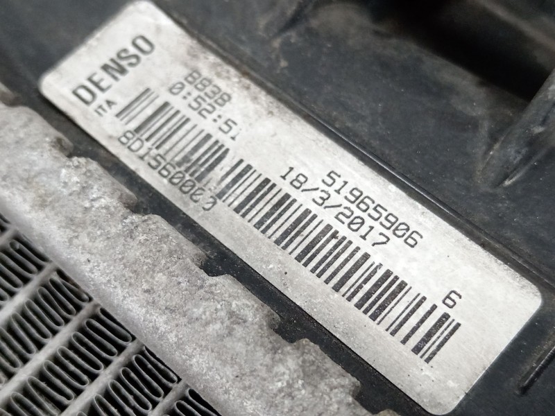 Recambio de radiador agua para jeep renegade deserthawk 4wd referencia OEM IAM 51965906  