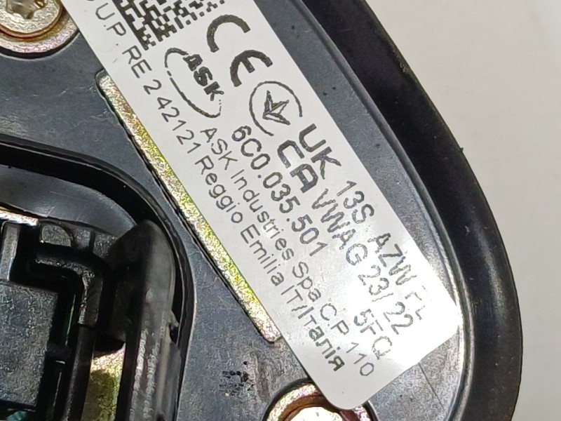 Recambio de antena para seat ibiza (kj1) referencia OEM IAM 6C0035501  