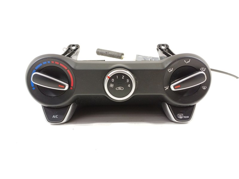 Recambio de mando climatizador para kia stonic (ybcuv) referencia OEM IAM 97250H8120 97250H8120LEF 8120SGO052
