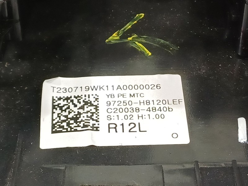 Recambio de mando climatizador para kia stonic (ybcuv) referencia OEM IAM 97250H8120 97250H8120LEF 8120SGO052