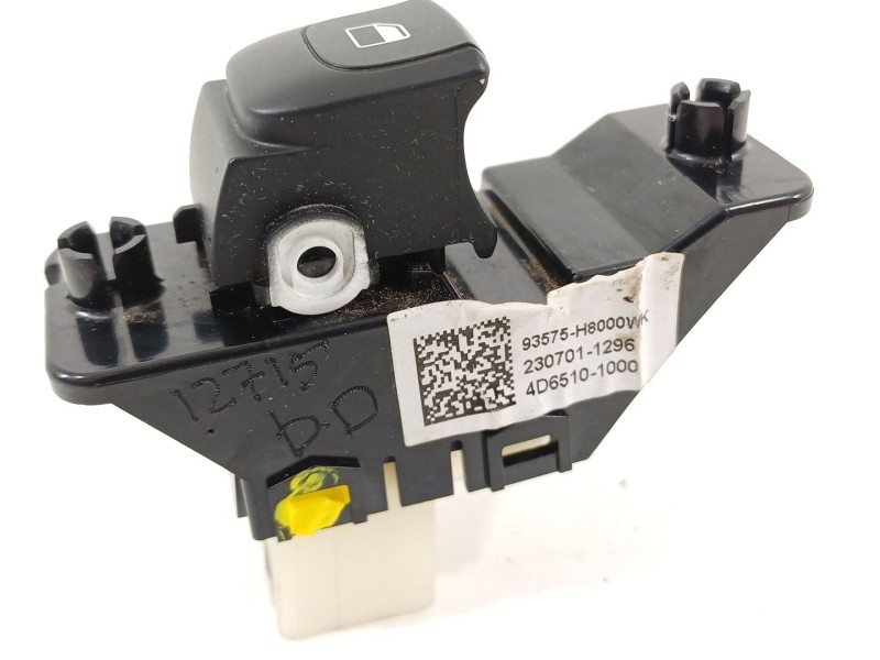 Recambio de mando elevalunas delantero derecho para kia stonic (ybcuv) referencia OEM IAM 93575H8000WK  