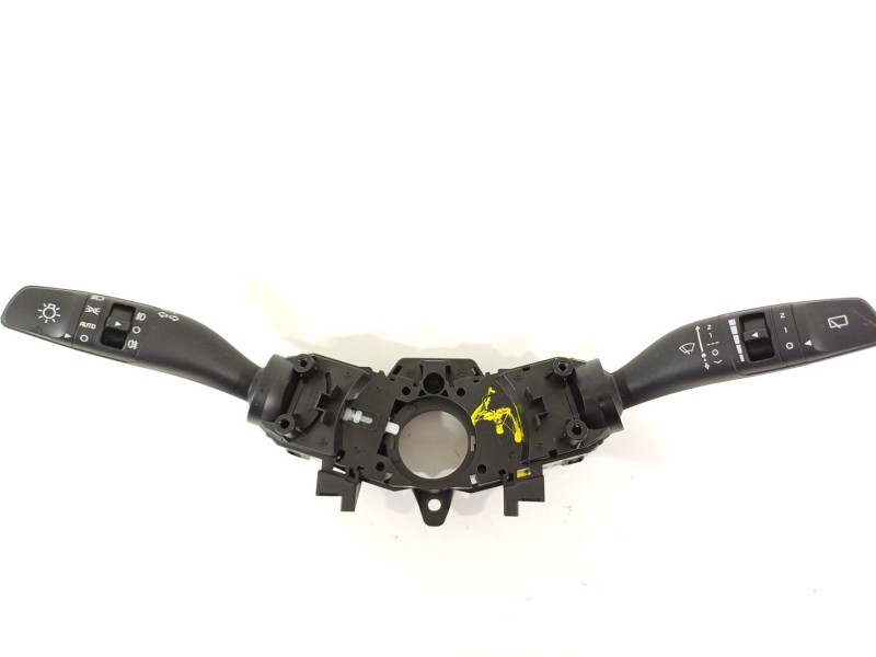 Recambio de mando luces para kia stonic (ybcuv) referencia OEM IAM 93403D4952  