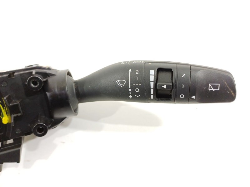 Recambio de mando luces para kia stonic (ybcuv) referencia OEM IAM 93403D4952  