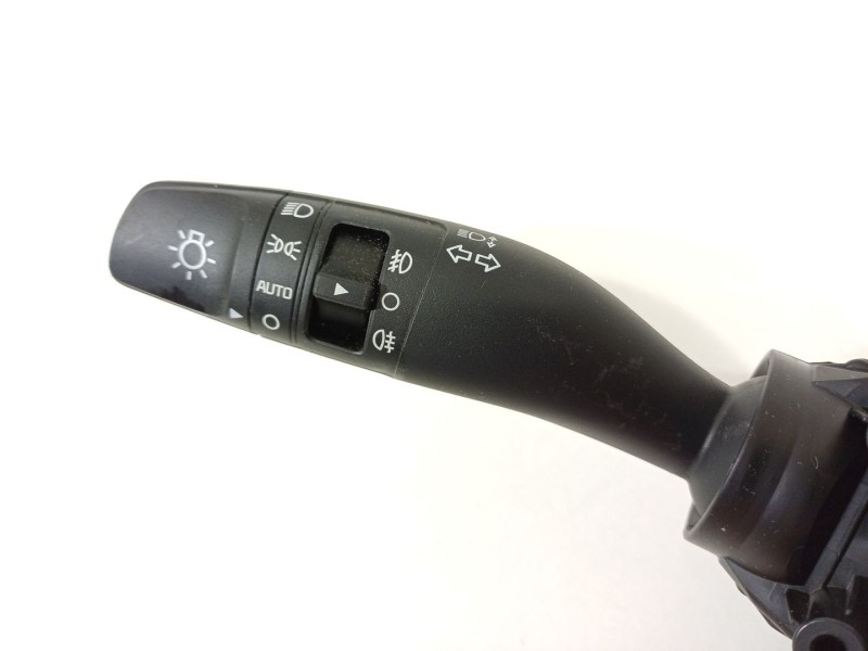 Recambio de mando luces para kia stonic (ybcuv) referencia OEM IAM 93403D4952  
