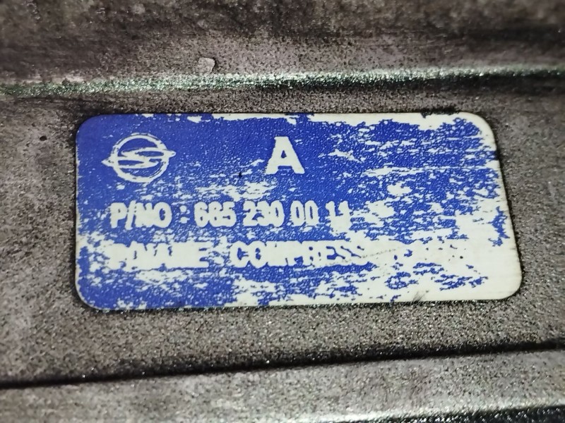 Recambio de compresor aire acondicionado para ssangyong rodius xdi referencia OEM IAM 180500390A  A6652300011