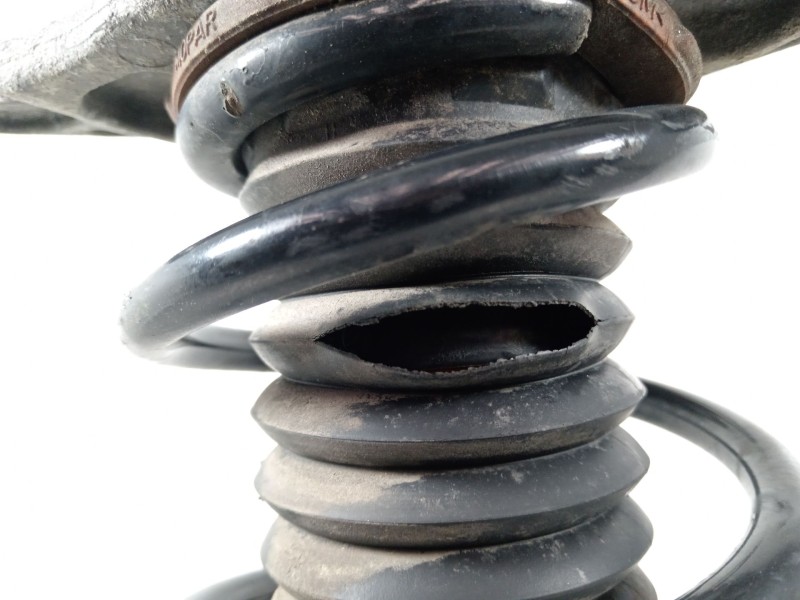 Recambio de amortiguador trasero izquierdo para jeep renegade deserthawk 4wd referencia OEM IAM 520361970  