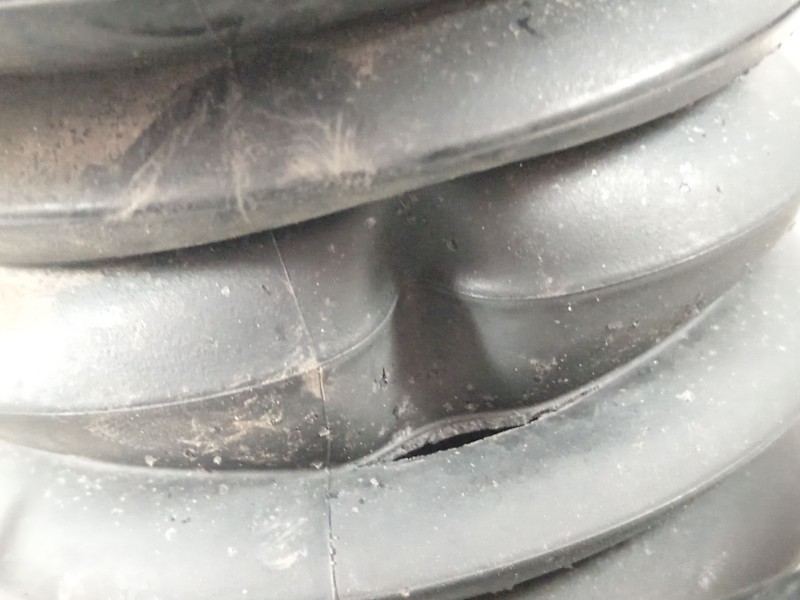 Recambio de amortiguador delantero izquierdo para jeep renegade deserthawk 4wd referencia OEM IAM 520479700  