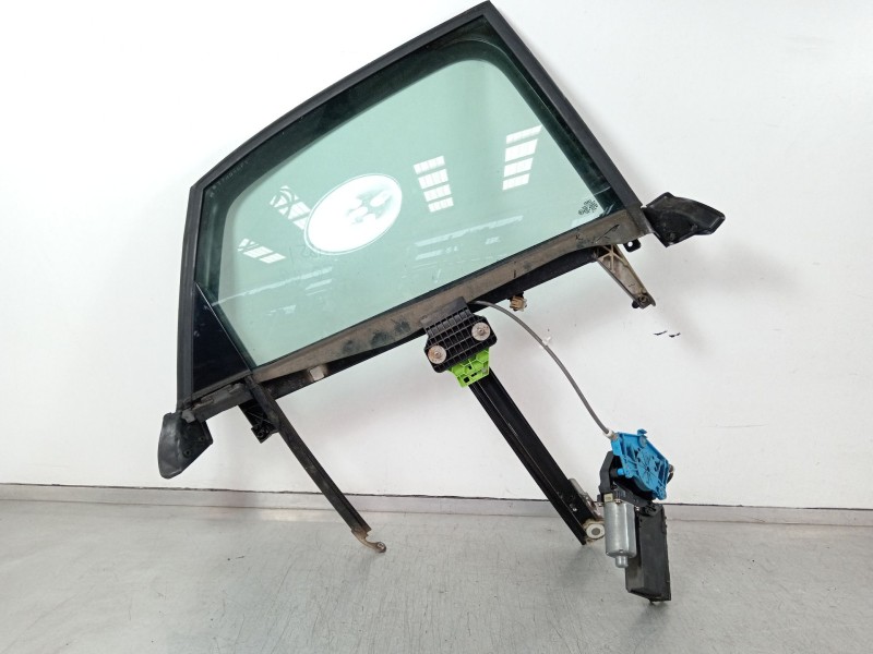 Recambio de elevalunas trasero derecho para audi a4 berlina (8e) 1.9 tdi (96kw) referencia OEM IAM 8E0839462A 8E0959802A 