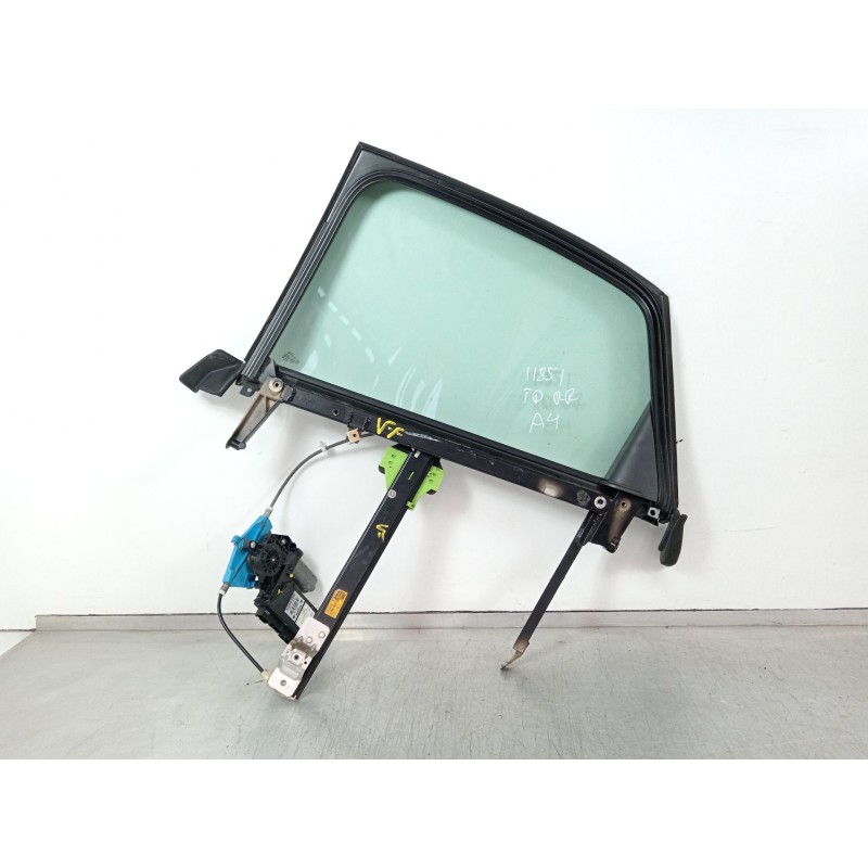 Recambio de elevalunas trasero derecho para audi a4 berlina (8e) 1.9 tdi (96kw) referencia OEM IAM 8E0839462A 8E0959802A 