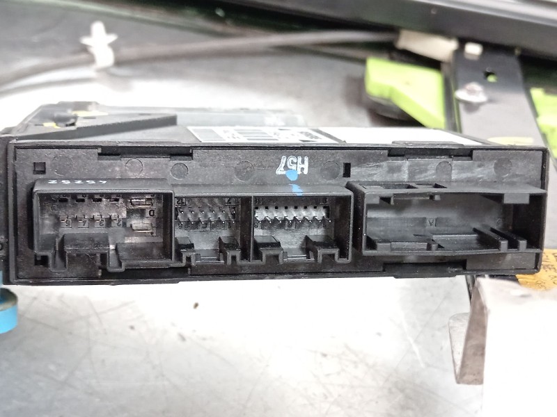 Recambio de elevalunas trasero derecho para audi a4 berlina (8e) 1.9 tdi (96kw) referencia OEM IAM 8E0839462A 8E0959802A 