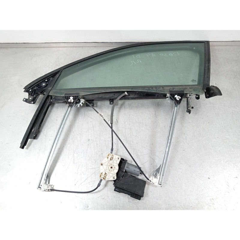 Recambio de elevalunas delantero izquierdo para audi a4 berlina (8e) 2.0 tdi 16v (103kw) referencia OEM IAM 8E1959801H  