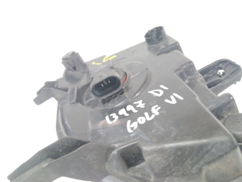 Recambio de faro antiniebla izquierdo para volkswagen golf vi (5k1) 1.6 tdi referencia OEM IAM 5K0941699C  