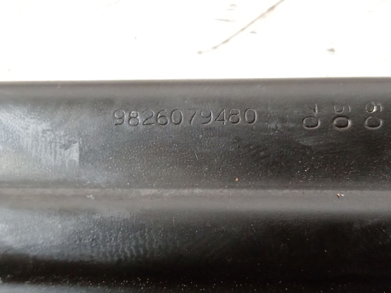 Recambio de elevalunas delantero derecho para peugeot 308 sw allure referencia OEM IAM 9826079480  