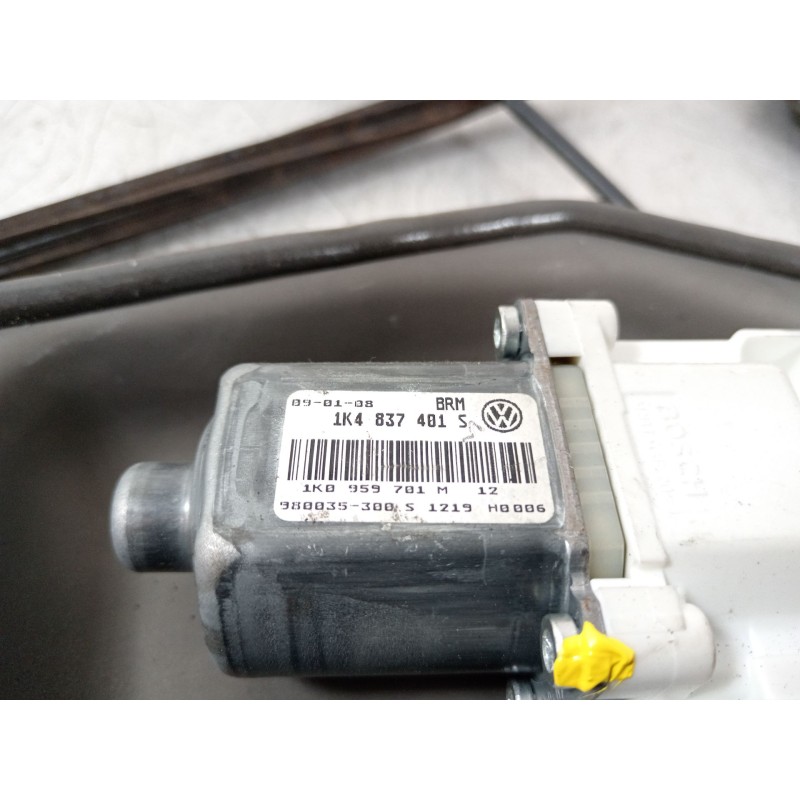 Recambio de elevalunas delantero izquierdo para volkswagen golf v berlina (1k1) gt sport referencia OEM IAM 1K3837401B 1K0959793