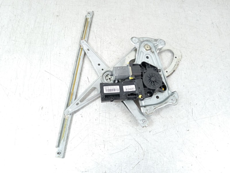 Recambio de elevalunas delantero izquierdo para renault megane iii berlina 5 p dynamique referencia OEM IAM 807315510R  