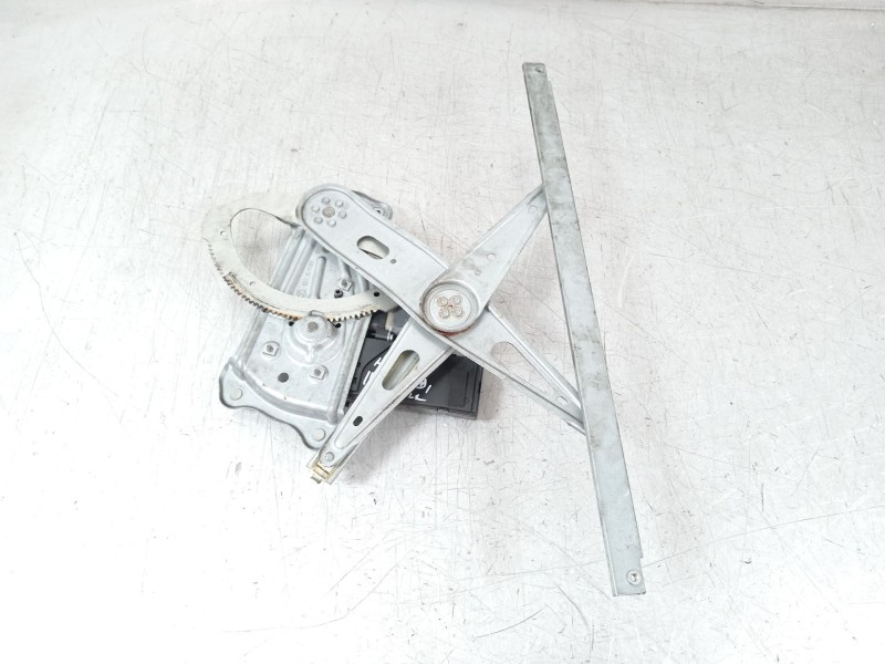 Recambio de elevalunas delantero izquierdo para renault megane iii berlina 5 p dynamique referencia OEM IAM 807315510R  