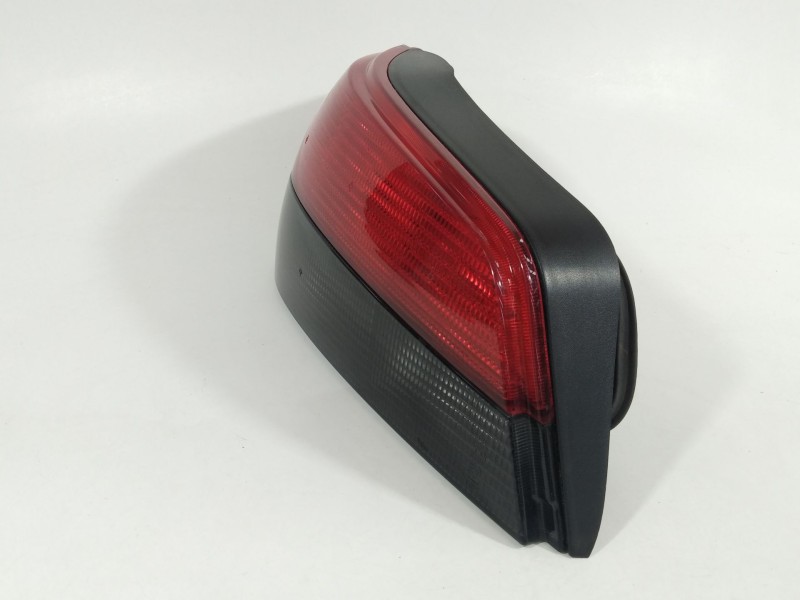 Recambio de piloto trasero izquierdo para peugeot 306 hatchback (7a, 7c, n3, n5) 1.6 referencia OEM IAM 6350H7  