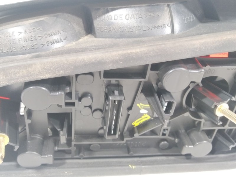 Recambio de piloto trasero izquierdo para peugeot 306 hatchback (7a, 7c, n3, n5) 1.6 referencia OEM IAM 6350H7  