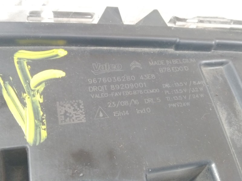 Recambio de piloto delantero derecho para citroën c4 picasso ii 1.6 bluehdi 120 referencia OEM IAM 9676036280  