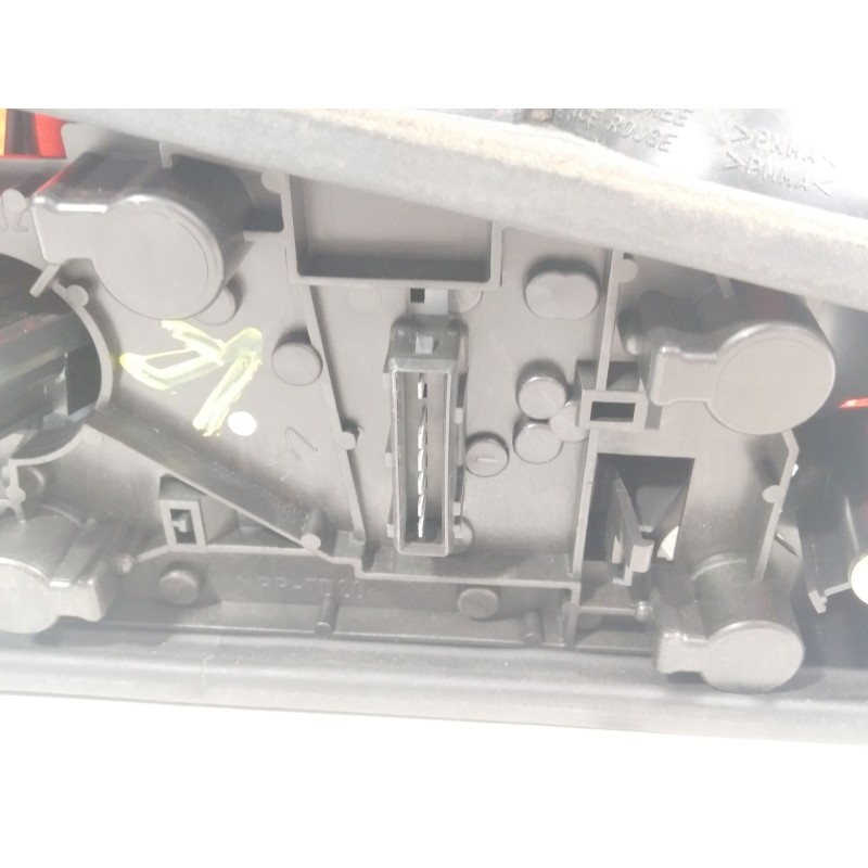 Recambio de piloto trasero derecho para peugeot 306 hatchback (7a, 7c, n3, n5) 1.6 referencia OEM IAM 6351H7  