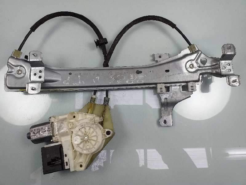 ELEVALUNAS TRASERO DERECHO 827200003R 827306548R 