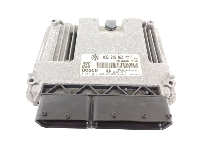 Recambio de centralita motor uce para volkswagen golf v (1k1) 2.0 tdi referencia OEM IAM 03G906021KK  0281013228