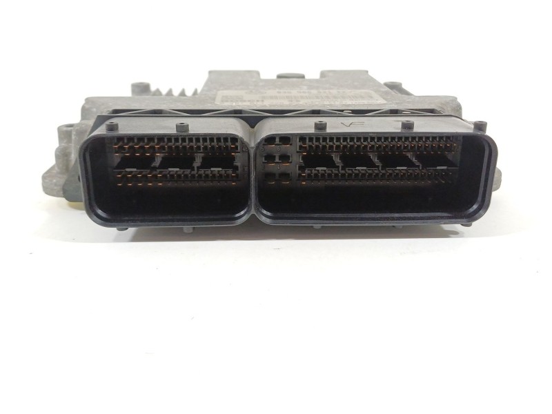Recambio de centralita motor uce para volkswagen golf v (1k1) 2.0 tdi referencia OEM IAM 03G906021KK  0281013228