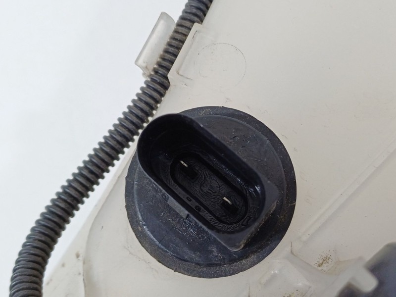 Recambio de deposito limpia para porsche panamera diesel referencia OEM IAM 97052830105 97052870101 9705283010