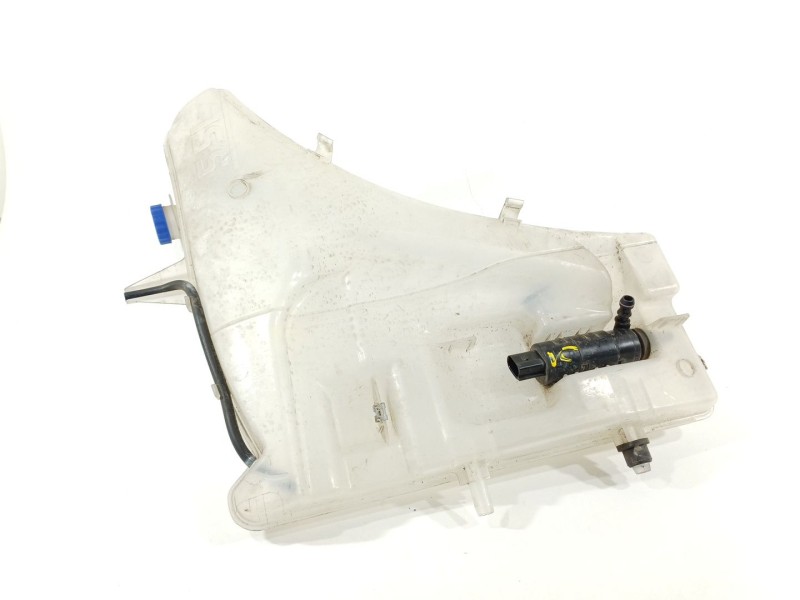 Recambio de deposito limpia para porsche panamera diesel referencia OEM IAM 97052830105 97052870101 9705283010