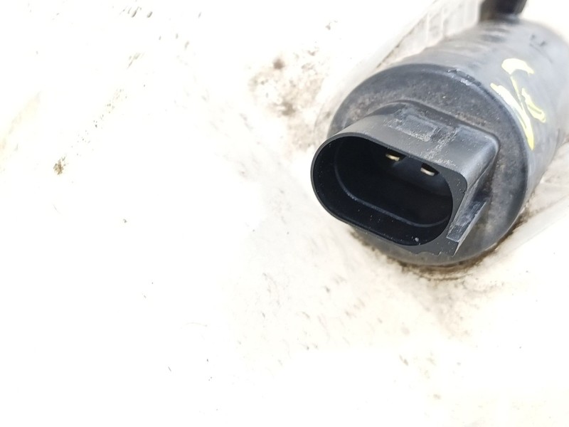 Recambio de deposito limpia para porsche panamera diesel referencia OEM IAM 97052830105 97052870101 9705283010